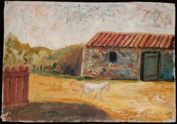 Ferme rurale avec un poulain blanc