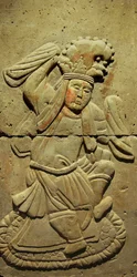 Stèle représentant un musicien (terre cuite)