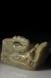 La tête de dragon en jade Junkunc