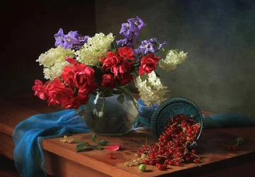 Roses et baies élégantes