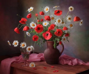 Bouquet rustique de coquelicots et de marguerites