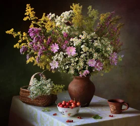 Fleurs sauvages et baies d