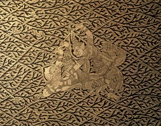 ART THAI : Un épisode du "Ramayana" avec une décoration de Kra Nak. Coffret à livres, Bangkok St...