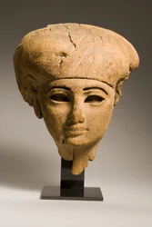 Masque de momie, début du 1er millénaire av. J.-C. (bois)