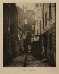 Cour, 75 High Street (Glasgow)