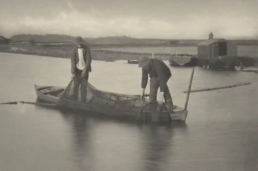 La prise du filet à anguilles, 1886 (photo)