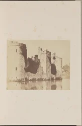 Château de Bodiam, Sussex, depuis le sud-est