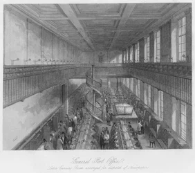 Bureau de poste général. Salle des facteurs arrangée pour l