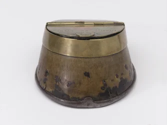 Encrier sabot de cheval appartenant au Capitaine William Tyrwhitt Drake, Royal Horse Guards, vers 1829