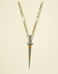 Épée et ceinture inscrite sur l