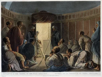 Entrée de la chapelle du Saint-Sépulcre. Dans « Vues d