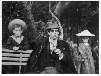 William Butler Yeats (1865-1939) avec Charles et Thea Rolleston, 1894