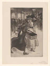 Deux femmes marchant dans la rue