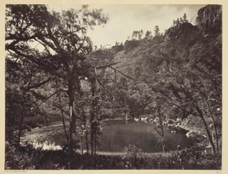 Lac Apache, chaîne de montagnes Sierra Blanca, Arizona