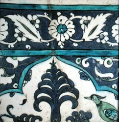 Carreau Isnik avec motif floral et bordure
