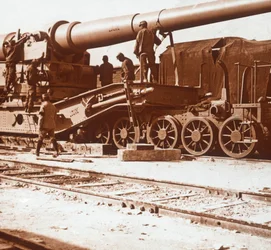 Canon ferroviaire 370 nommé Louise, Mailly, nord de la France, vers 1914-1918