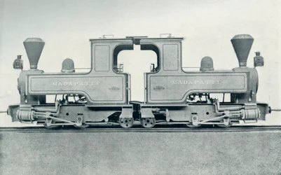 Une double locomotive, 1922
