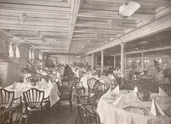 Une salle à manger de la Royal Mail, 1914