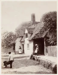 Une rue de village
