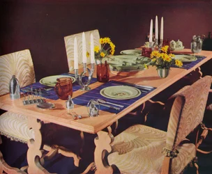 Une table à manger, vers 1939