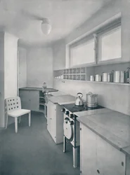 Une cuisine conçue par le professeur Oswald Haerdtl, de Vienne, 1935