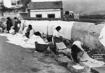 Une blanchisserie en bord de route, Las Palmas, Grande Canarie, Îles Canaries, Espagne, 20e siècle