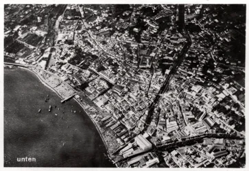 Vue aérienne de Funchal, Madère, depuis un Zeppelin, 1928-1933