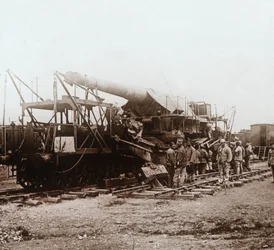 Troupes africaines et artillerie lourde, Champagne, nord de la France, vers 1914-1918