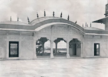 Agra. Le Khas Mahal montrant le Taj, vers 1910