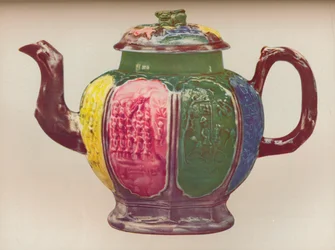 Une théière octogonale en grès salé, vers 1770