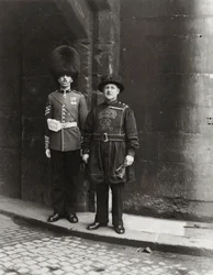 Ancien et moderne à la Tour de Londres, 20ème siècle