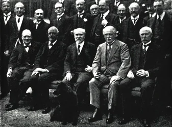 Au numéro 10, Downing Street, vers 1922, 1945