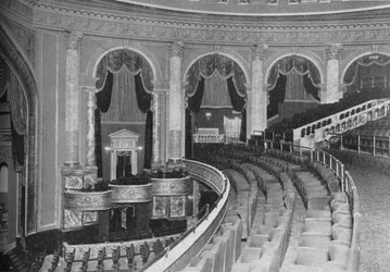 Auditorium depuis le balcon, Fox Theatre, Philadelphie, Pennsylvanie, 1925