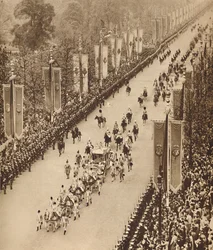 Avenue des Bannières, 12 mai 1937