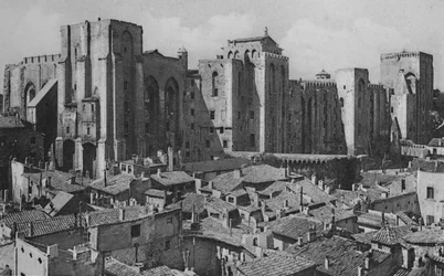 Avignon - Palais des Papes côté Est, vers 1925