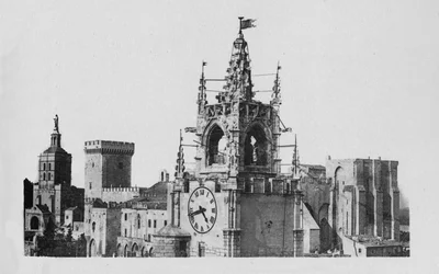 Avignon - La tour Jacquemart, église Notre-Dame des Doms et palais des Papes, vers 1925