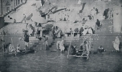 Baignade à Bénarès, 1924