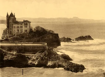 Biarritz - La Villa Belza et la chaîne des Pyrénées, vers 1930
