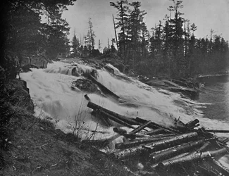 Big Falls, rivière Peshtigo, Wisconsin, vers 1897