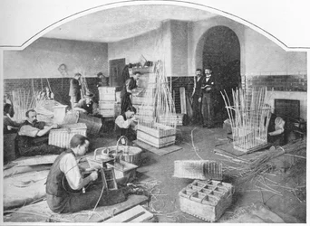Fabricants de paniers aveugles au travail, Tottenham Court Road, Londres, c1901 1903