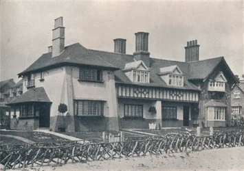 Bournville : cottages à Holly Grove par WA Harvey, vers 1900-1902