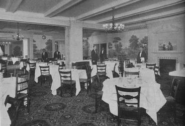 Salle de petit-déjeuner, Hôtel Roosevelt, New York, 1924
