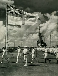 Marins britanniques sur le pont d