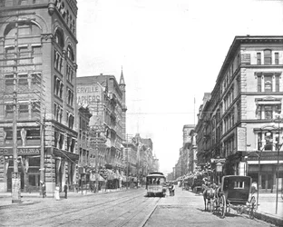 Broadway, au nord de Chestnut Street, St. Louis, Missouri, États-Unis, vers 1900