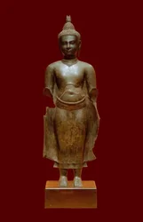 Buddha, art khmer, Cambodge, 14e siècle