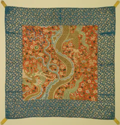 Canopée avec dragon parmi les fleurs