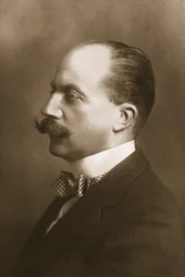Capitaine H R Burroughes, 1911