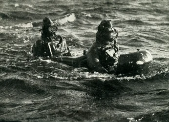 Torpille humaine Chariot, Seconde Guerre mondiale, 1945