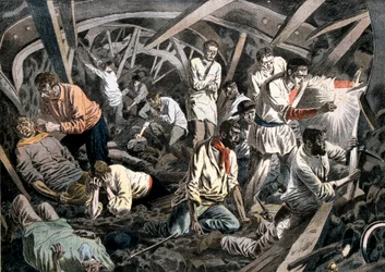 Mineurs de charbon piégés sous terre par un effondrement de toit, Mines de Courrières, Pas-de-Calais, France, 1906