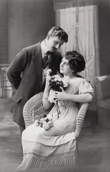 Couple amoureux, vers 1900-1919